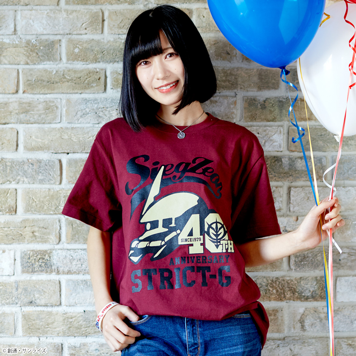 『機動戦士ガンダム』40周年記念Tシャツ シャア専用ザクII