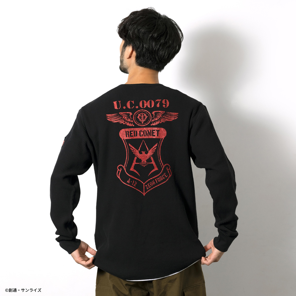 STRICT-G.ARMS『機動戦士ガンダム』ワッペン付きワッフルロングTシャツ RED COMET