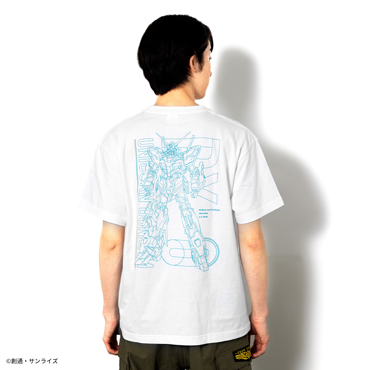 『機動戦士ガンダムUC』23SS新作アパレルコレクションTシャツ、ワークシャツ、キャップなど11アイテムを展開！