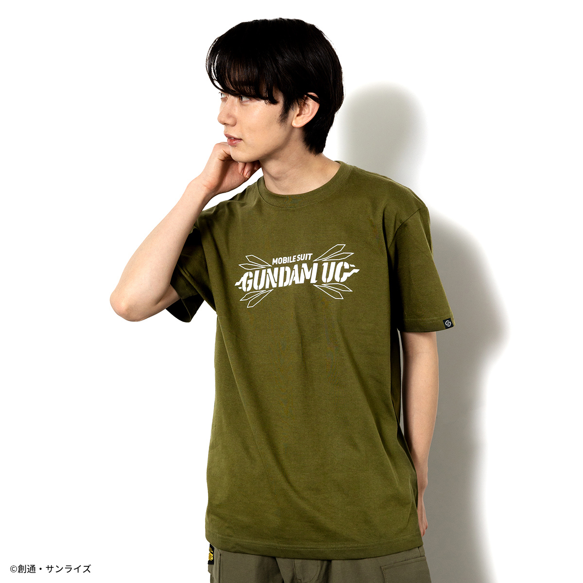 STRICT-G『機動戦士ガンダムUC』半袖Tシャツ クシャトリヤ・リペアード