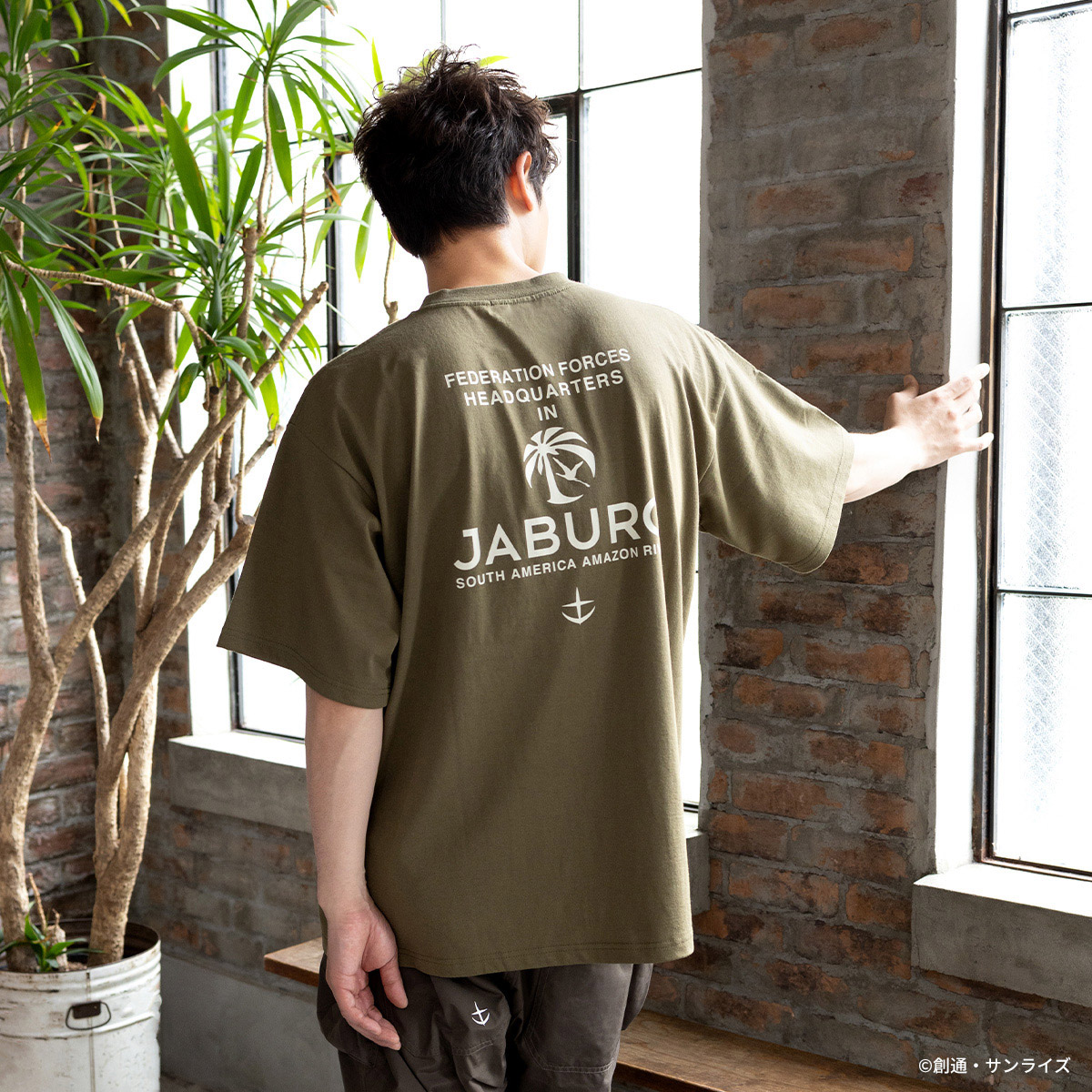 STRICT-G JABURO『機動戦士ガンダム』ポケット付き半袖Tシャツ ロゴ