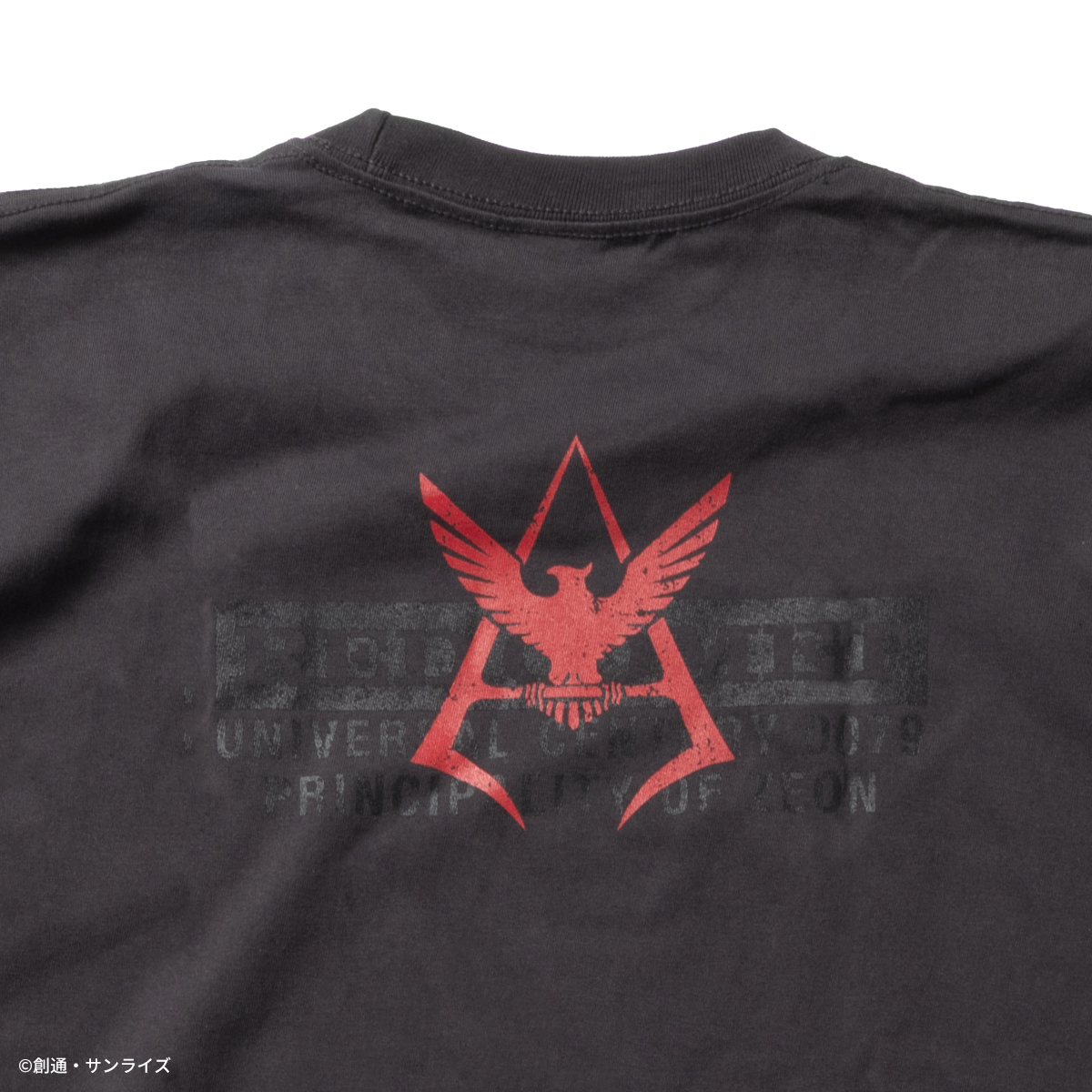 STRICT-G.ARMS『機動戦士ガンダム』ワッペン付Tシャツ RED COMETワンポイント