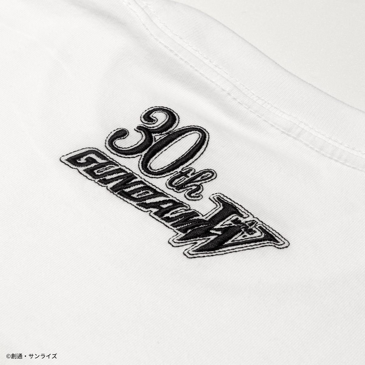 STRICT-G『新機動戦記ガンダムW』Tシャツ カトル・ラバーバ・ウィナー横顔