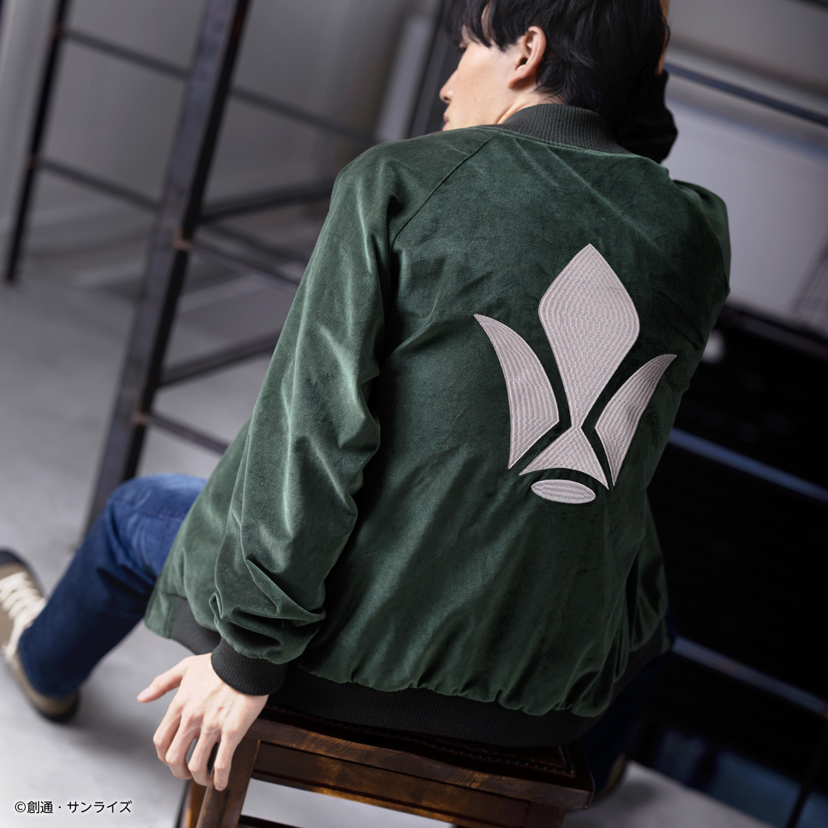 STRICT-G『機動戦士ガンダム 鉄血のオルフェンズ』スカジャン ガンダム・バルバトス