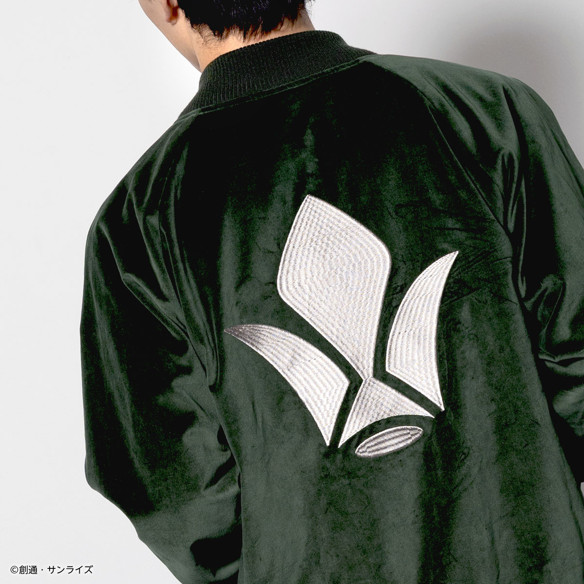 STRICT-G『機動戦士ガンダム 鉄血のオルフェンズ』スカジャン ガンダム・バルバトス