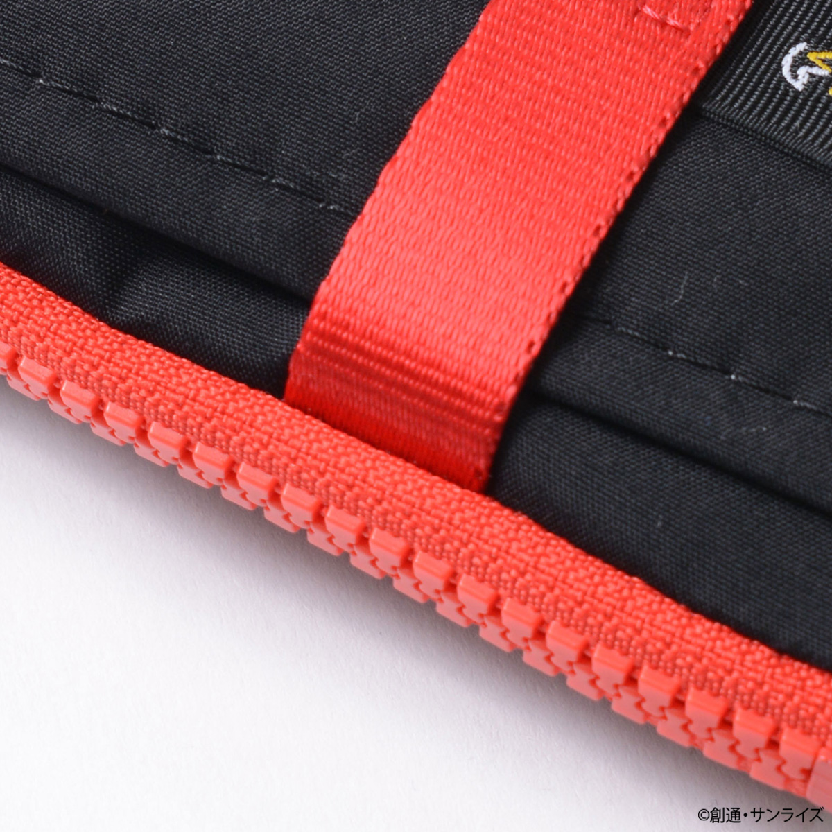 STRICT-G MSPC『機動戦士ガンダム』ショルダーポーチ シャア・アズナブル