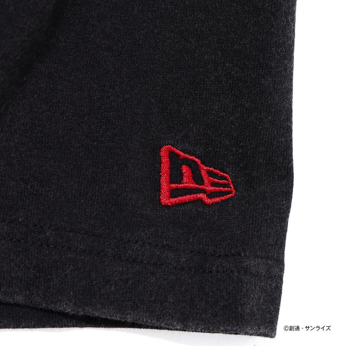 STRICT-G NEW ERA(R)『機動戦士ガンダム』T-SHIRT GYM VS CHAR’S Z’GOK