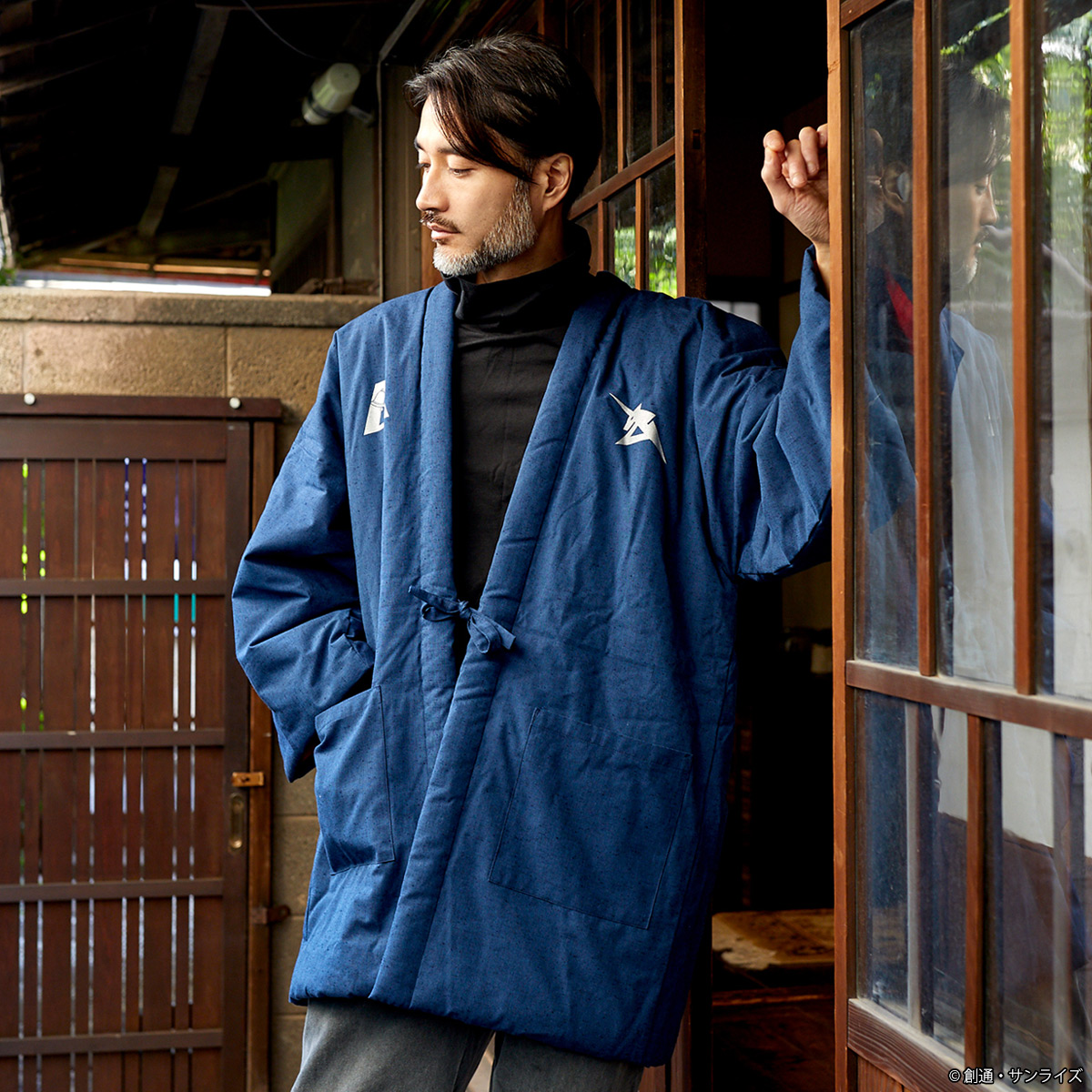 STRICT-G JAPAN 宮田織物『機動戦士ガンダム 逆襲のシャア』半纏ロング νガンダム