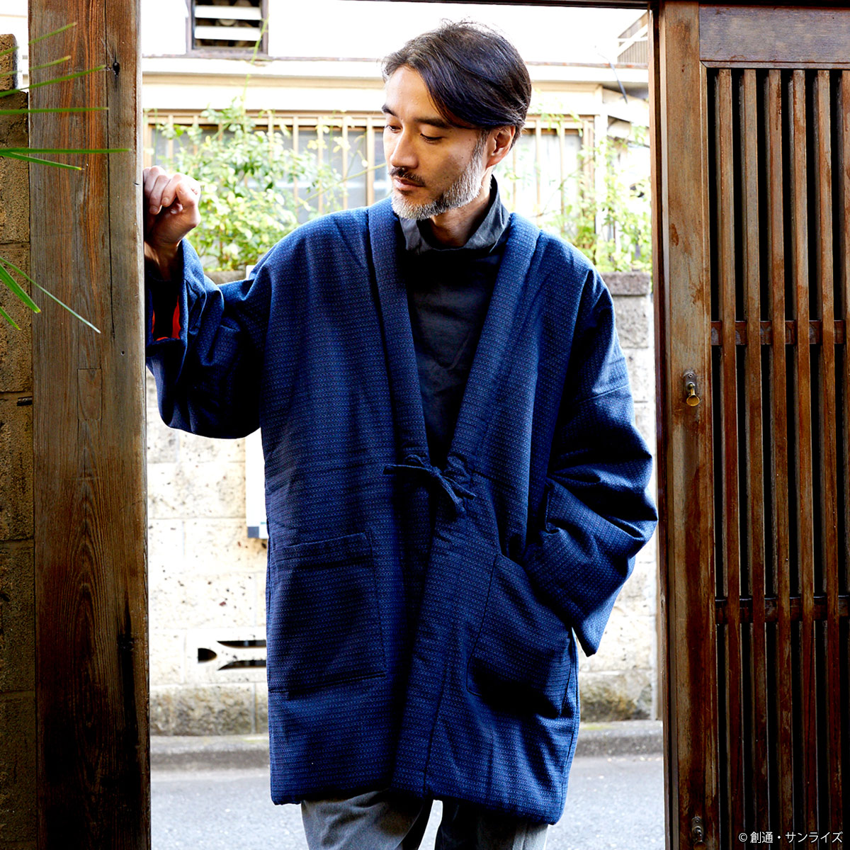 STRICT-G JAPAN 宮田織物『機動戦士ガンダム 閃光のハサウェイ キルケーの魔女』半纏ロング Ξ(クスィー)ガンダム