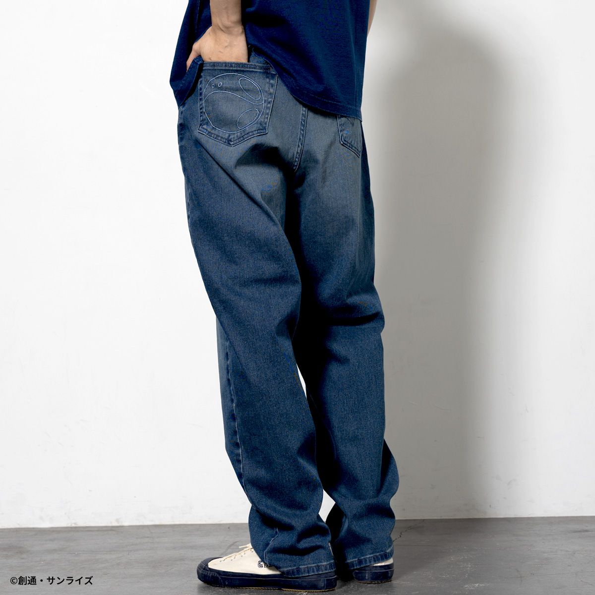 STRICT-G EDWIN『機動戦士ガンダム』JERSEYSデニム ルーズテーパード ハロ