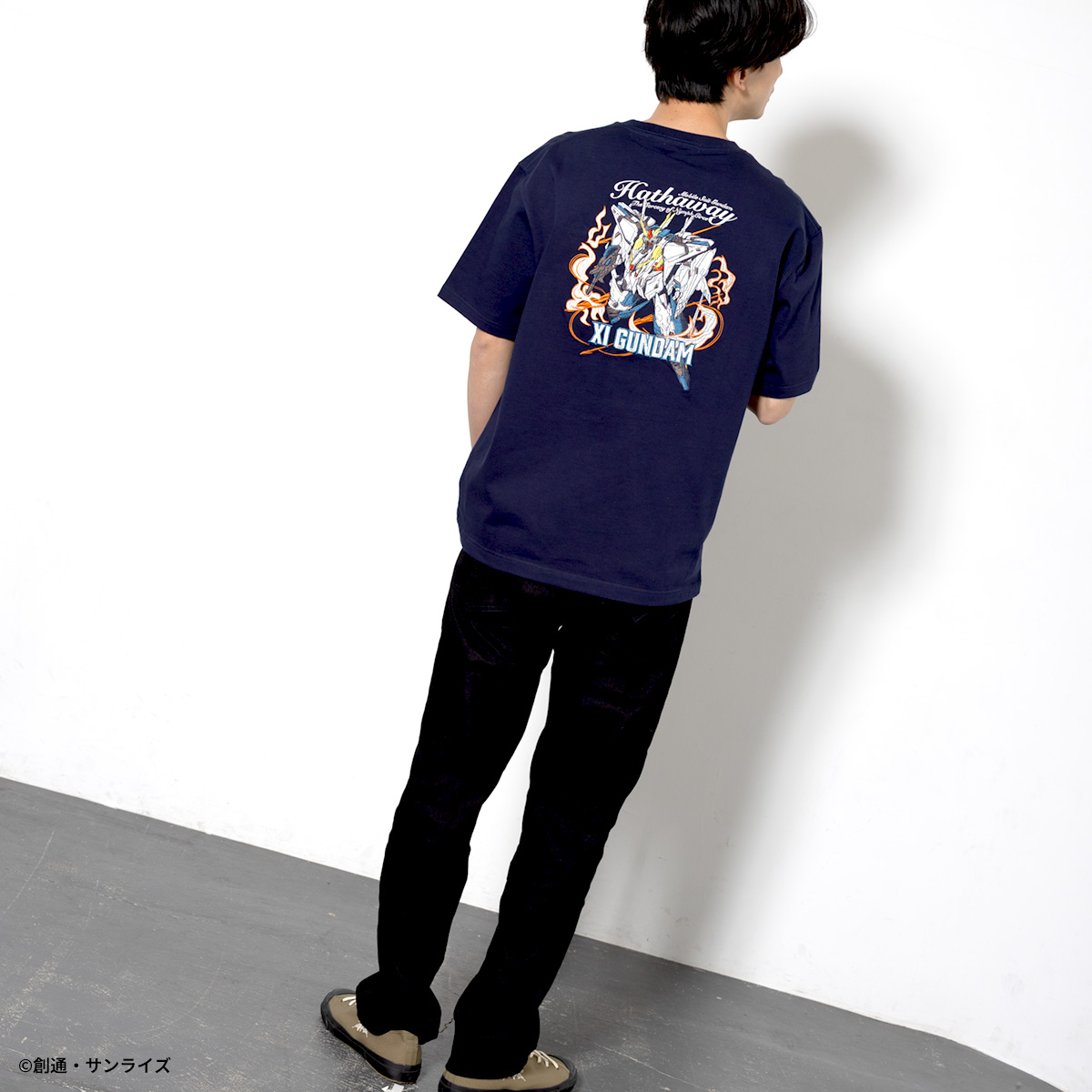 STRICT-G『機動戦士ガンダム 閃光のハサウェイ キルケーの魔女』刺繍Tシャツ Ξ(クスィー)ガンダム