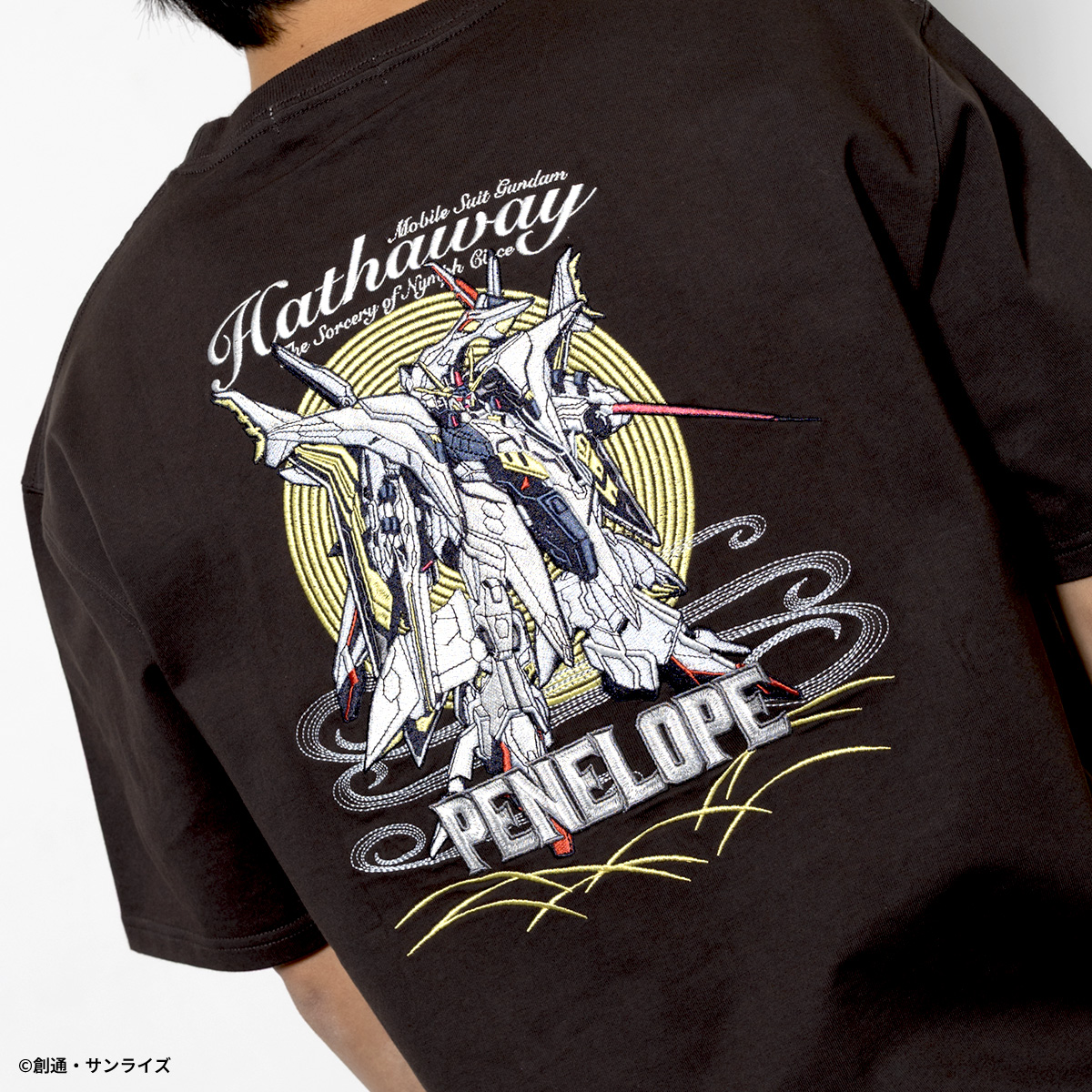 STRICT-G『機動戦士ガンダム 閃光のハサウェイ』刺繍Tシャツ ペーネロペー