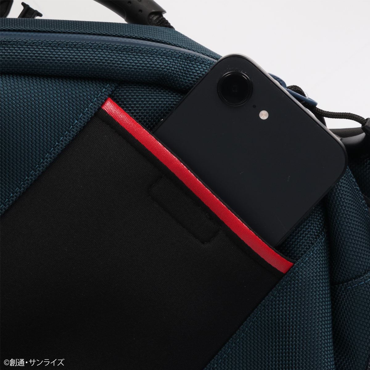 STRICT-G KUSHITANI『機動戦士ガンダム 閃光のハサウェイ キルケーの魔女』ヒップバッグ