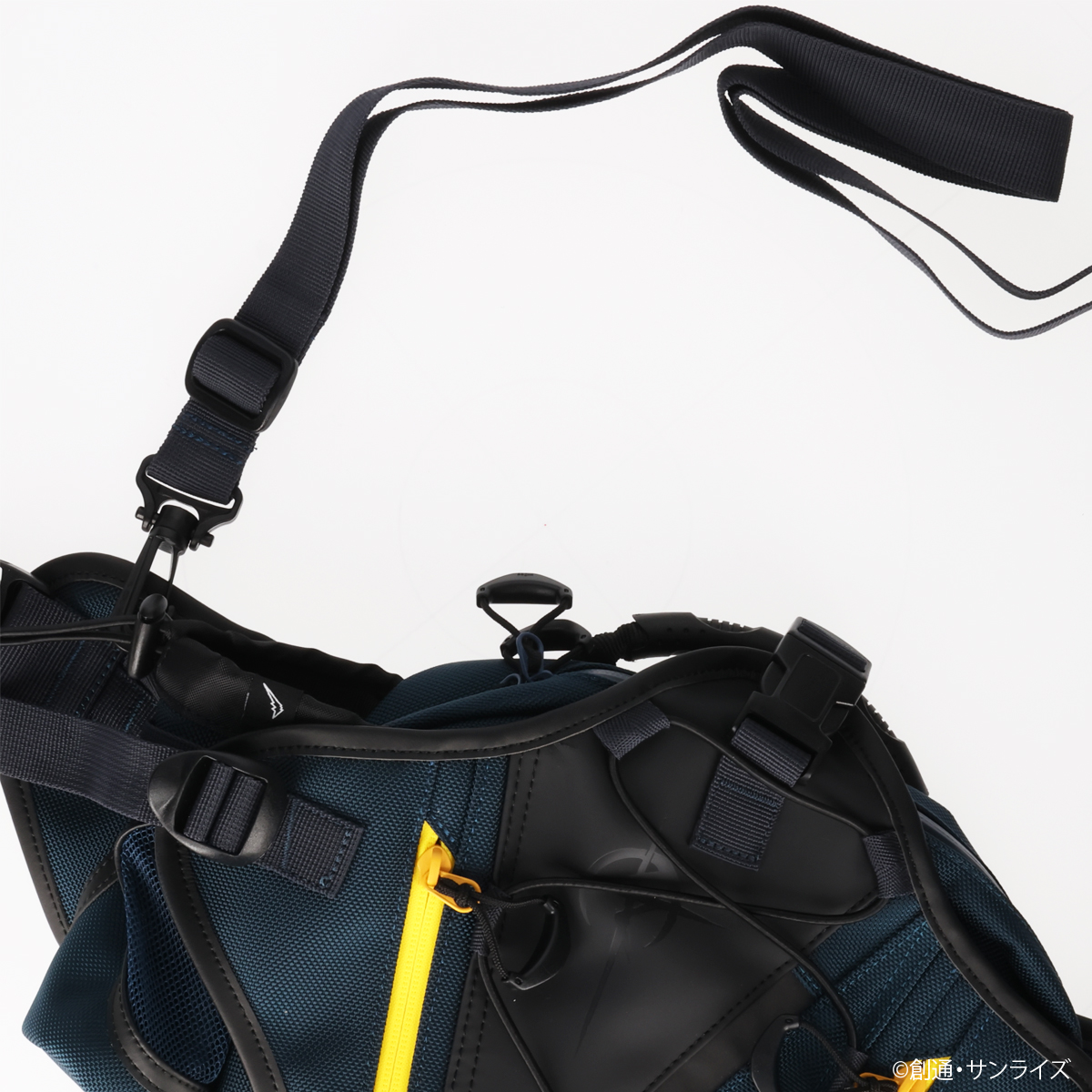 STRICT-G KUSHITANI『機動戦士ガンダム 閃光のハサウェイ キルケーの魔女』ヒップバッグ