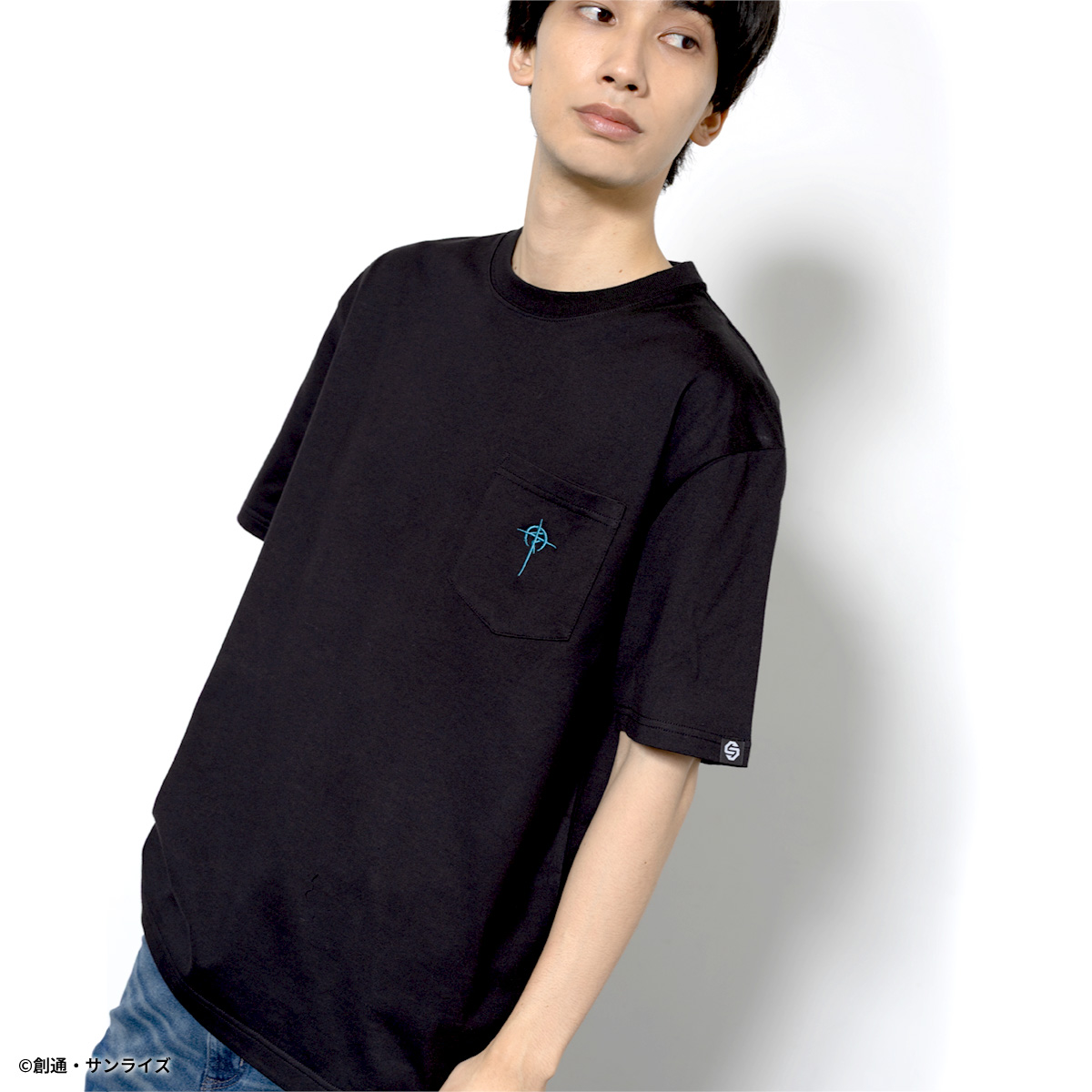 STRICT-G BASIC『機動戦士ガンダム 閃光のハサウェイ キルケーの魔女』ポケット付き刺繍Tシャツ MAFTY ブラック