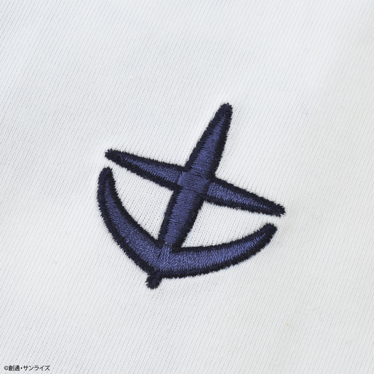 STRICT-G『機動戦士ガンダム』刺繍Tシャツ RX-78-2 GUNDAM ver.2