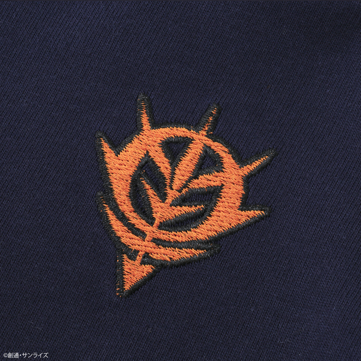 STRICT-G『機動戦士ガンダム』刺繍Tシャツ MS-07B GOUF