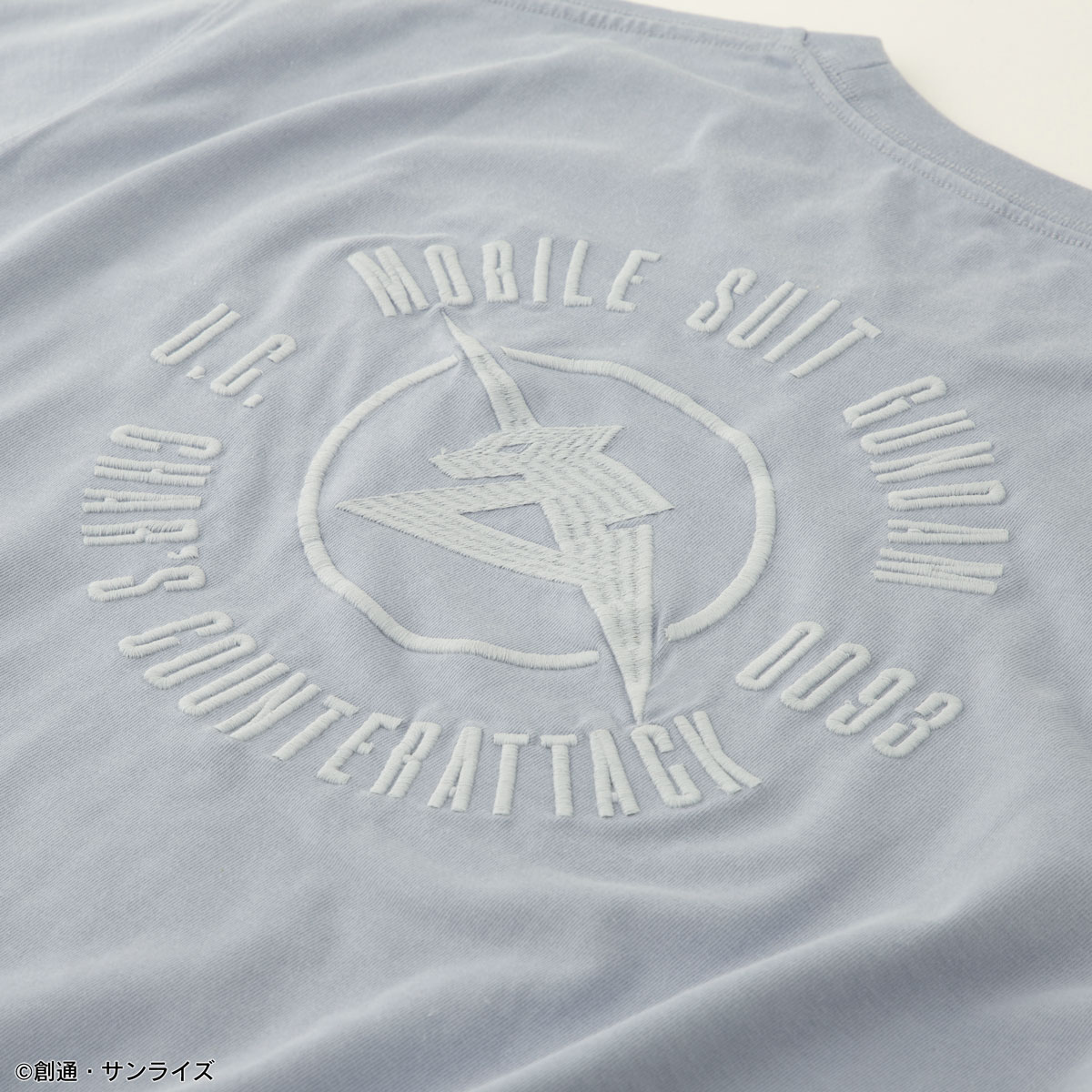 STRICT-G『機動戦士ガンダム 逆襲のシャア』ロゴマーク刺繍Tシャツ アムロ・レイ