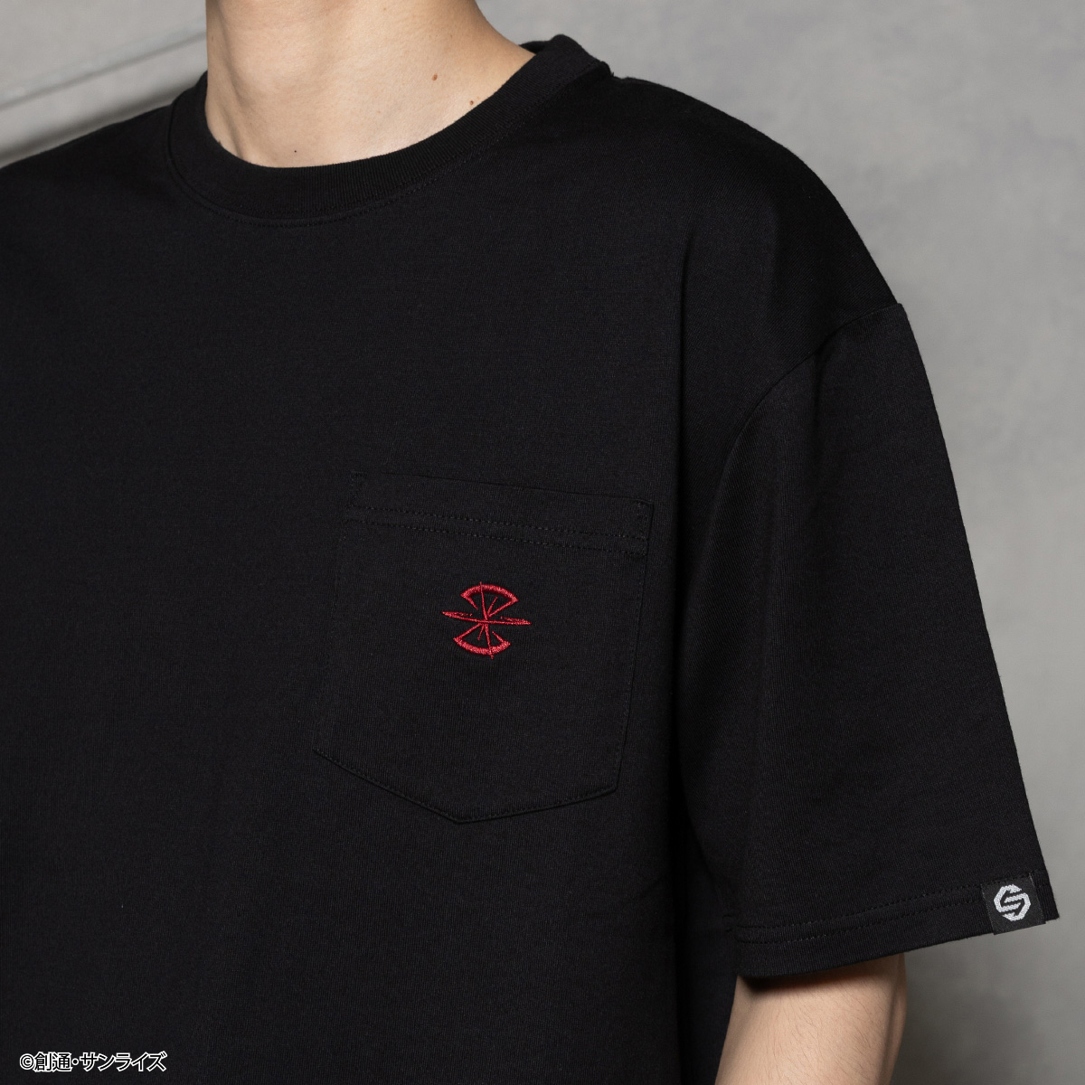 STRICT-G BASIC『機動戦士ガンダムSEED』ポケット付き刺繍Tシャツ Z.A.F.T.