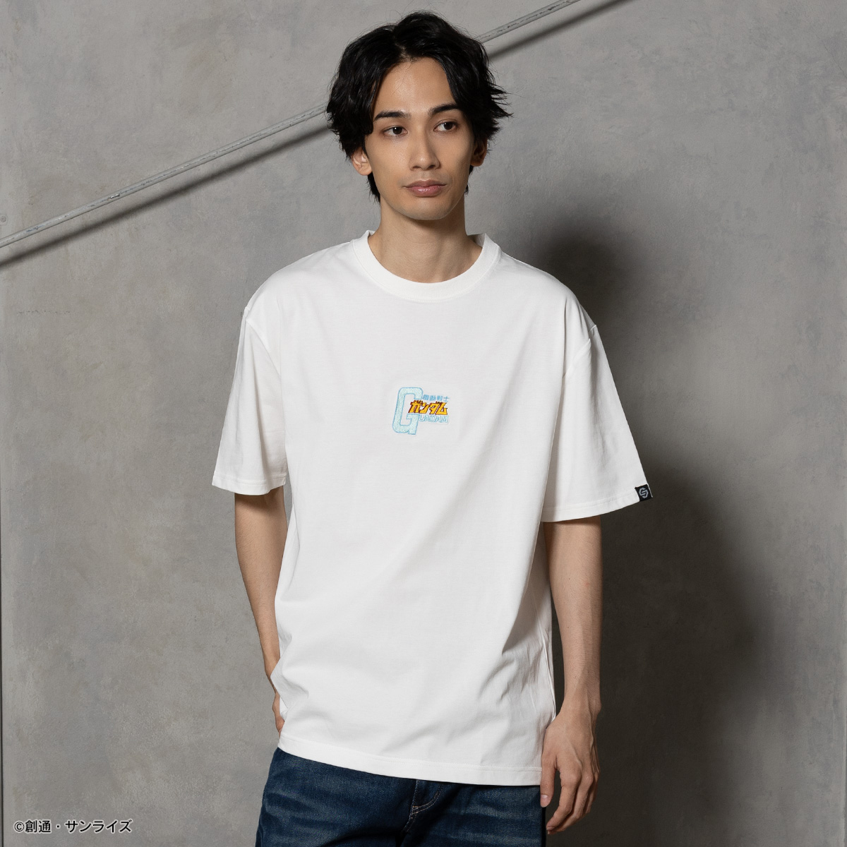 STRICT-G BASIC『機動戦士ガンダム』タイトルロゴ刺繍Tシャツ ホワイト